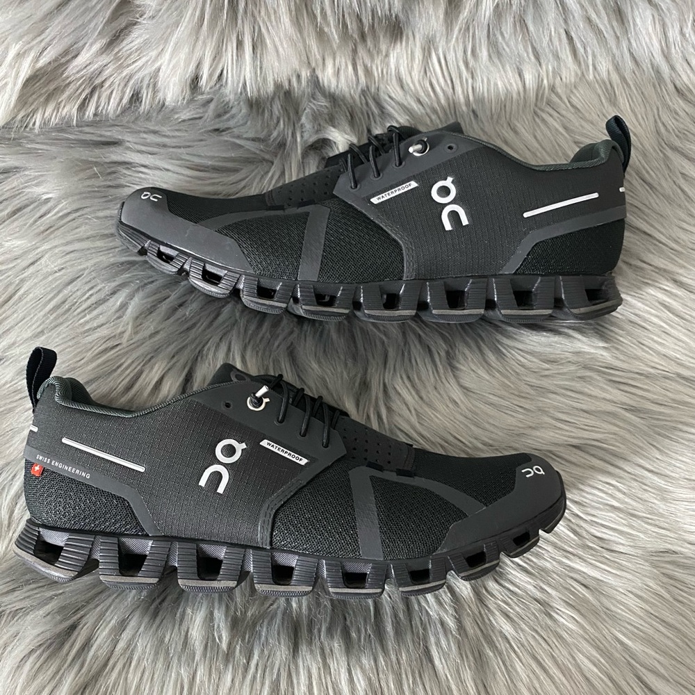 On cloud Mens Cloud Waterproof Running Sneakers Black 9